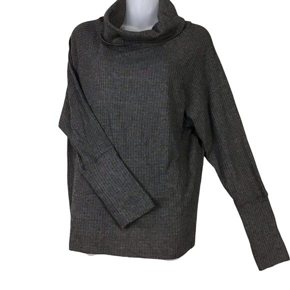 Bobeau Womens Medium Top Dark Gray Charcoal Waffle Knit Cowl Neck Long Sleeve - Picture 1 of 10